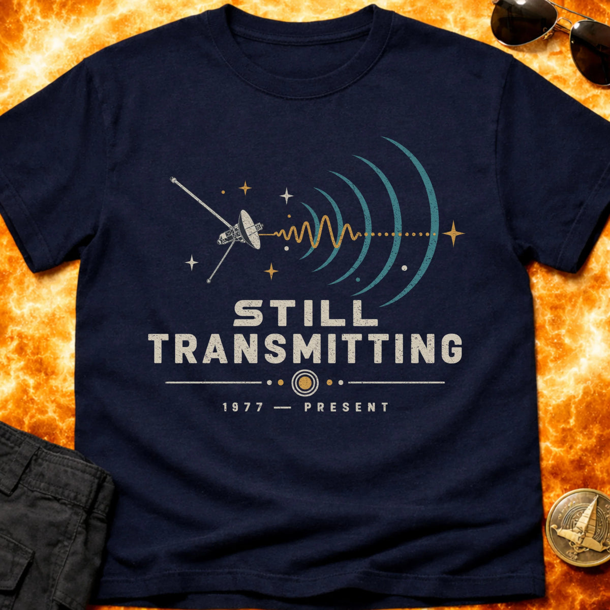 Voyager Stil Transmitting T-Shirt product image 4